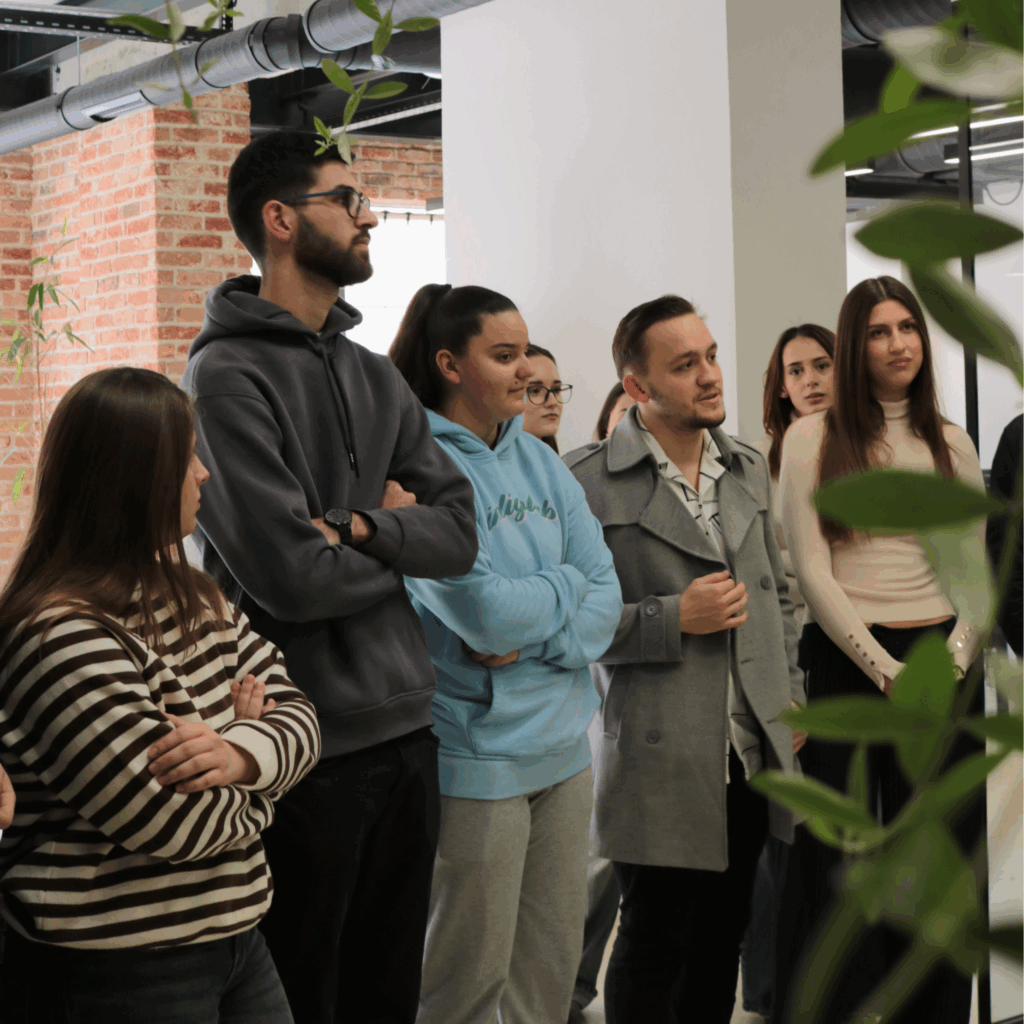 Students during the visit at AnchorzUp