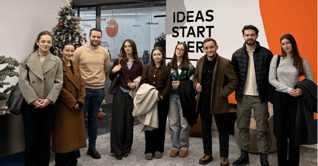 Students with the GrowthLab CEO during their company visit